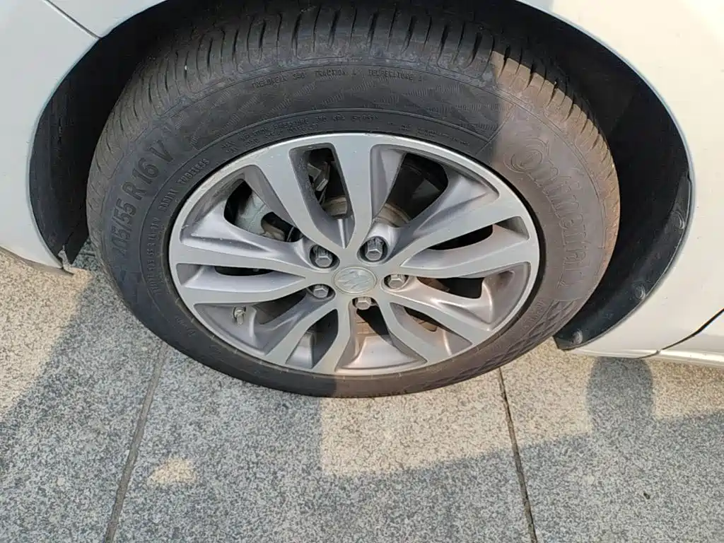 Buick Excelle — миниатюра 23