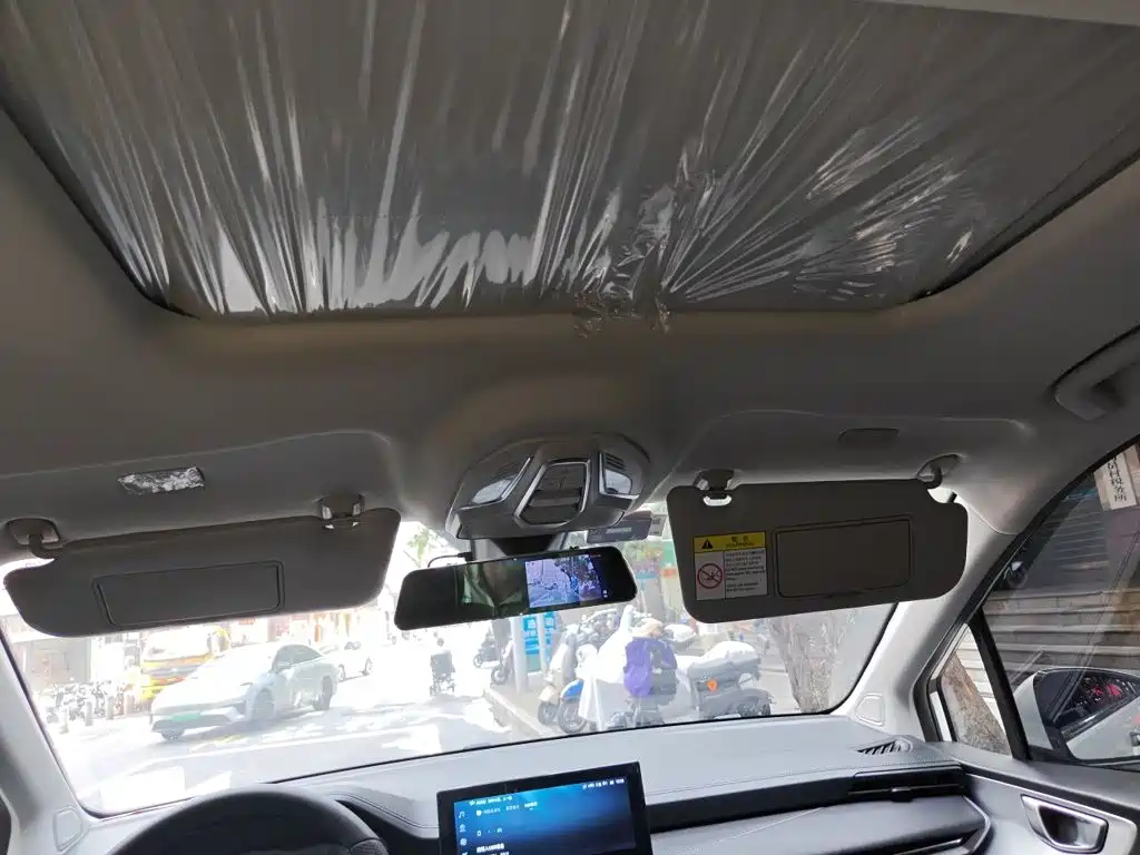 Wuling Jiachen — миниатюра 14
