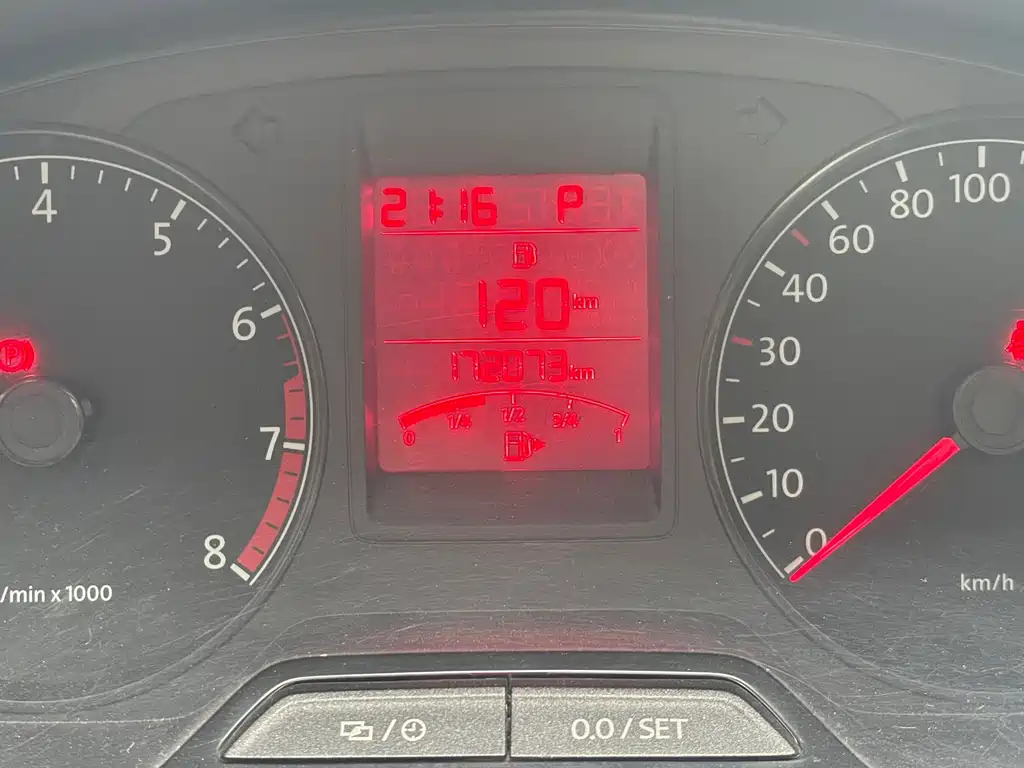 Volkswagen Jetta — миниатюра 13