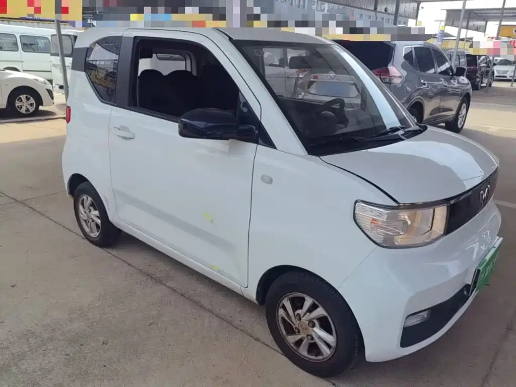 Wuling MINIEV — миниатюра 4