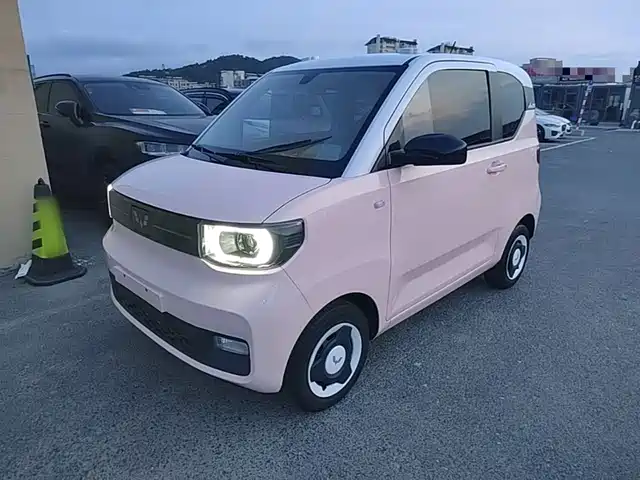 2022 Wuling Motors Hongguang Mini EV