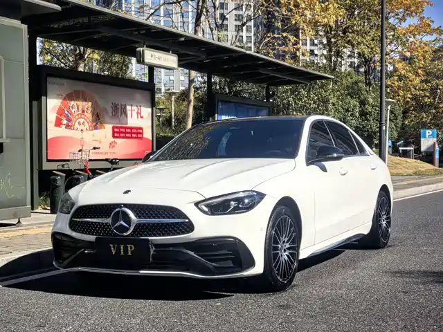 MERCEDES BENZ C CLASS