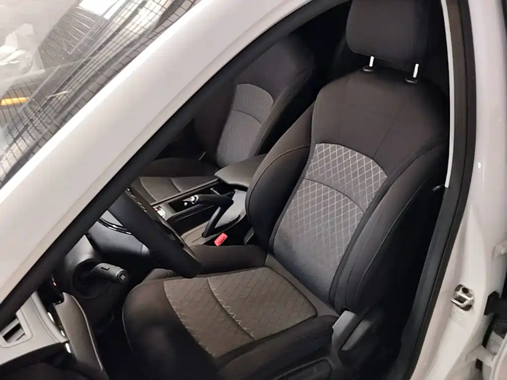 Roewe i5 — миниатюра 15