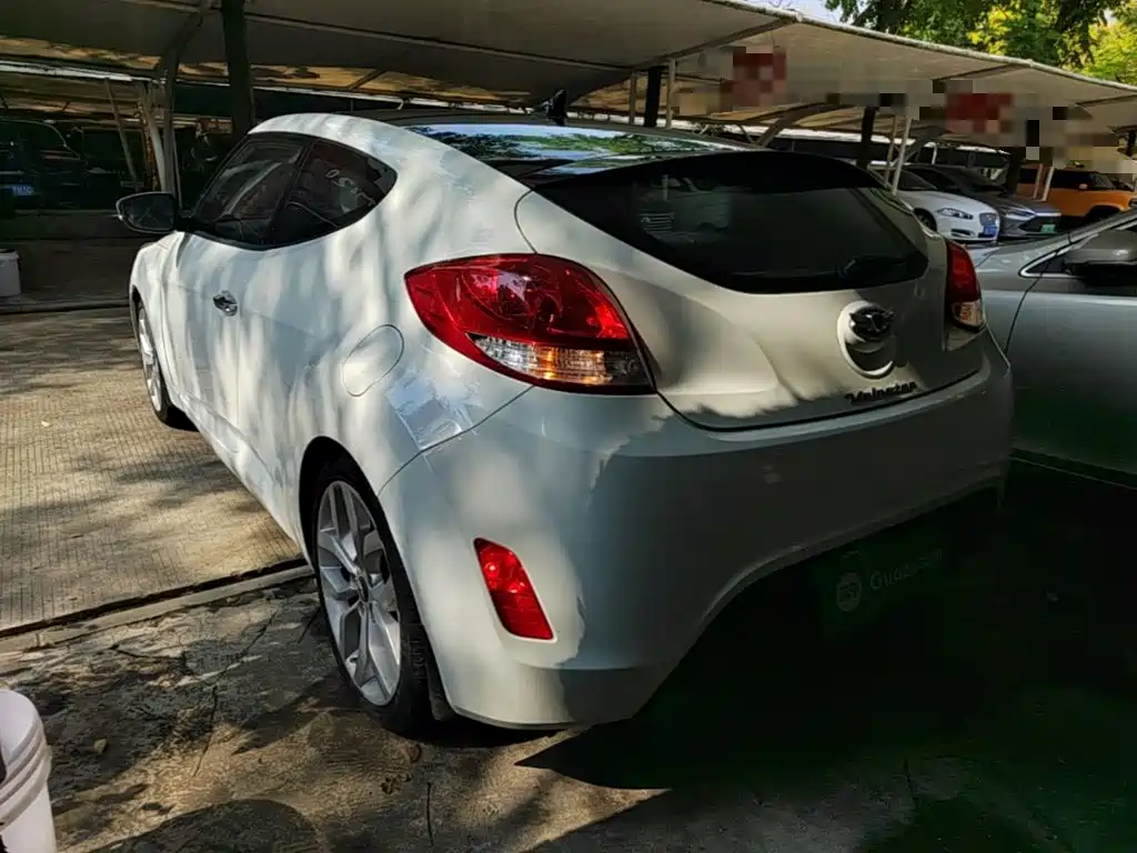 Hyundai Veloster — миниатюра 5