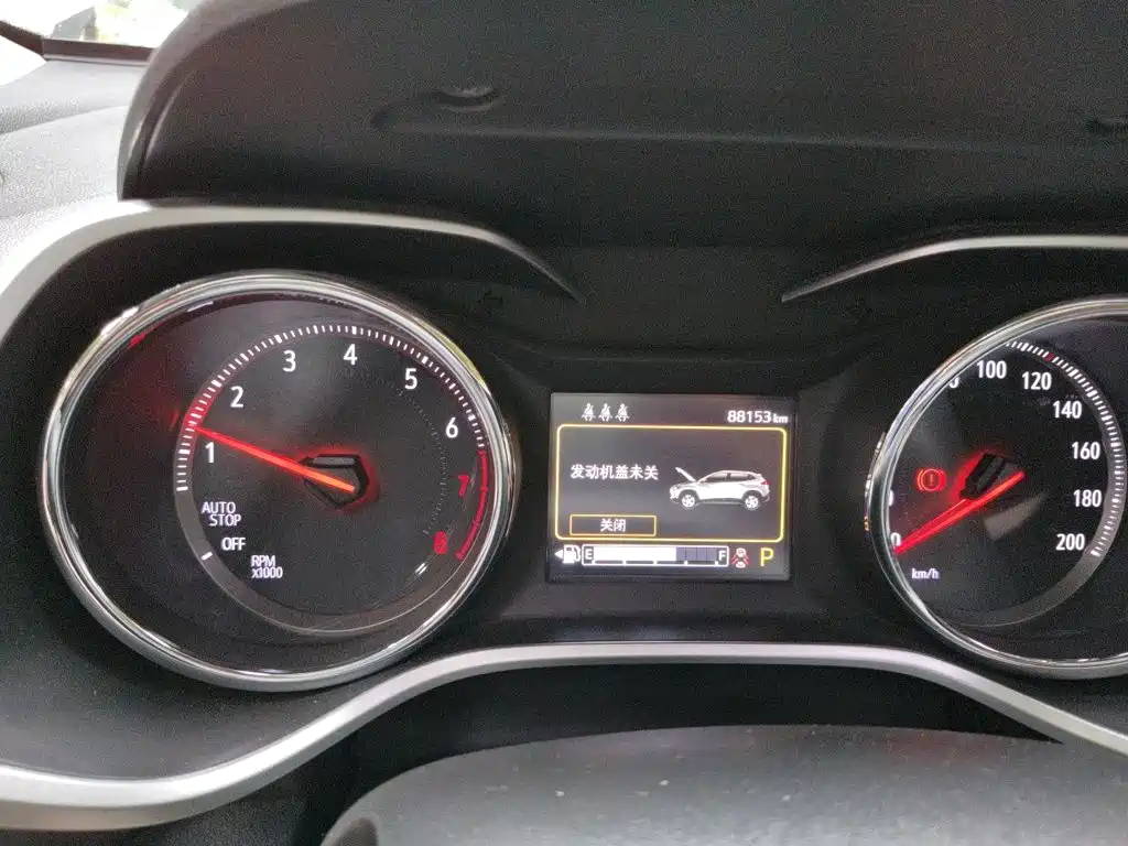 Chevrolet Trax — миниатюра 13