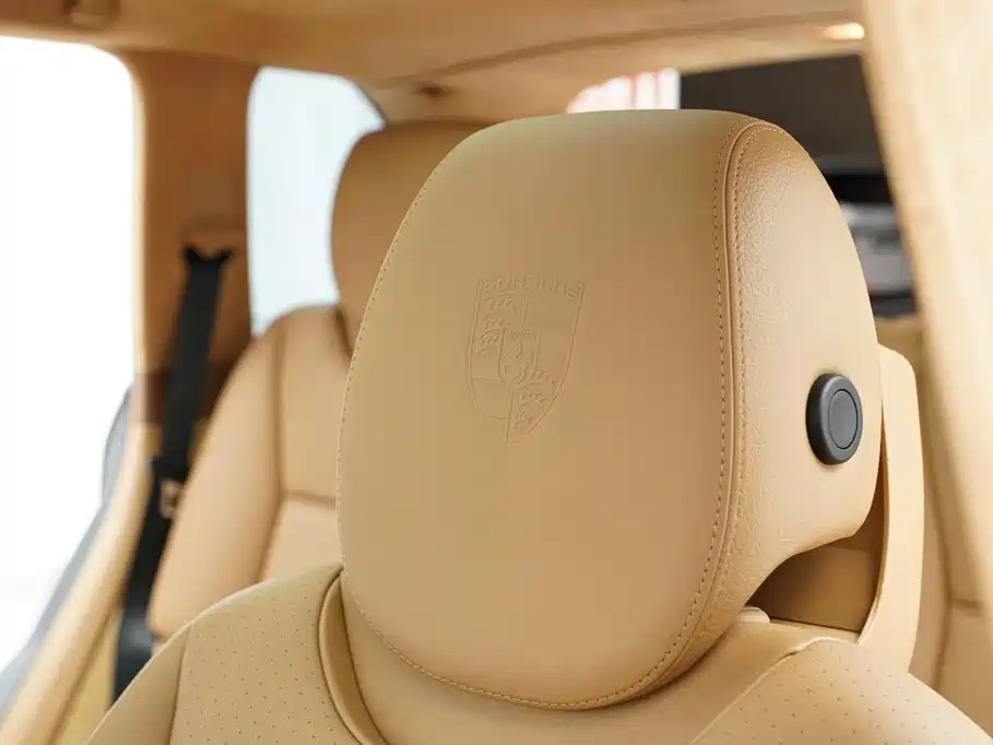 Porsche Cayenne — миниатюра 22