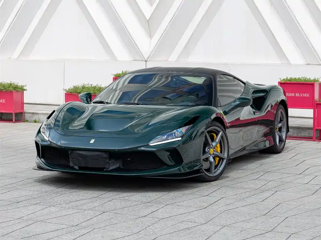 Ferrari F8 2022