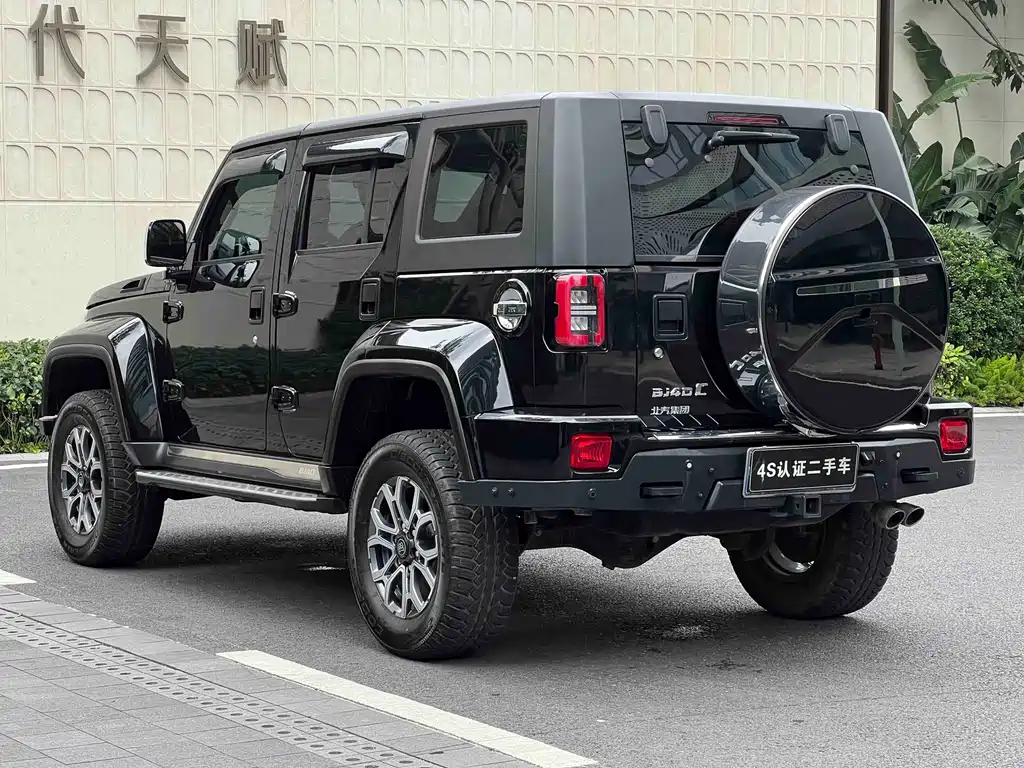 BAIC BJ40 2023 2.0T AT