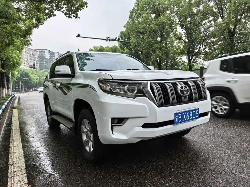 Toyota Prado (Import) — миниатюра 3