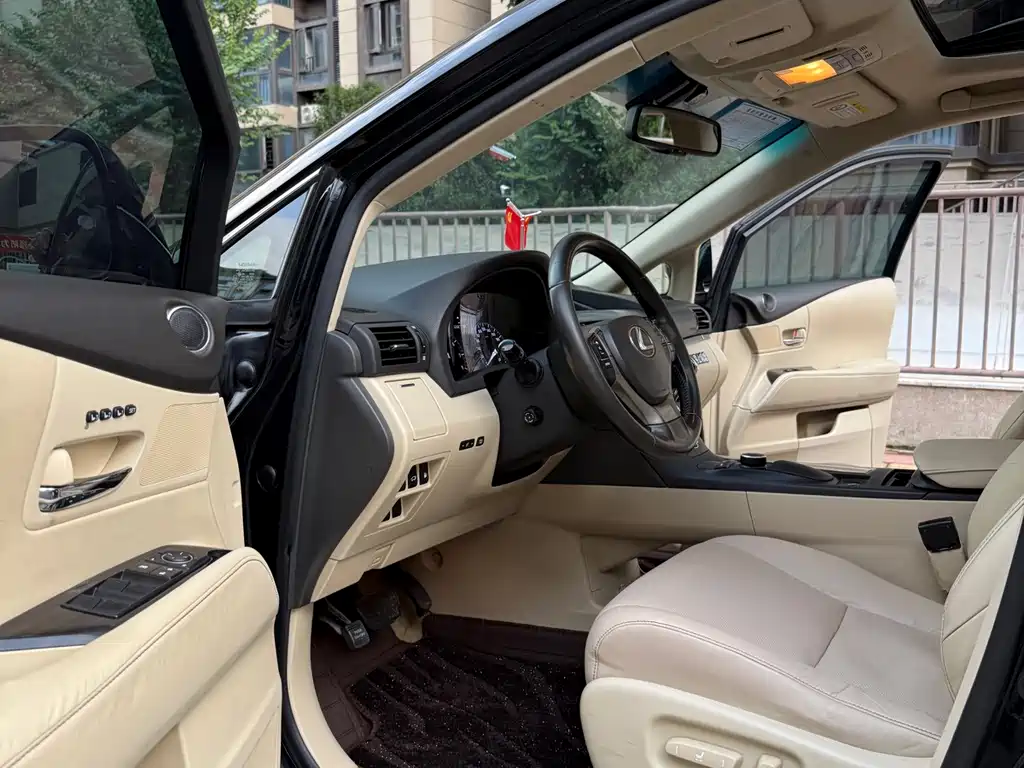 Lexus RX Classic — миниатюра 15