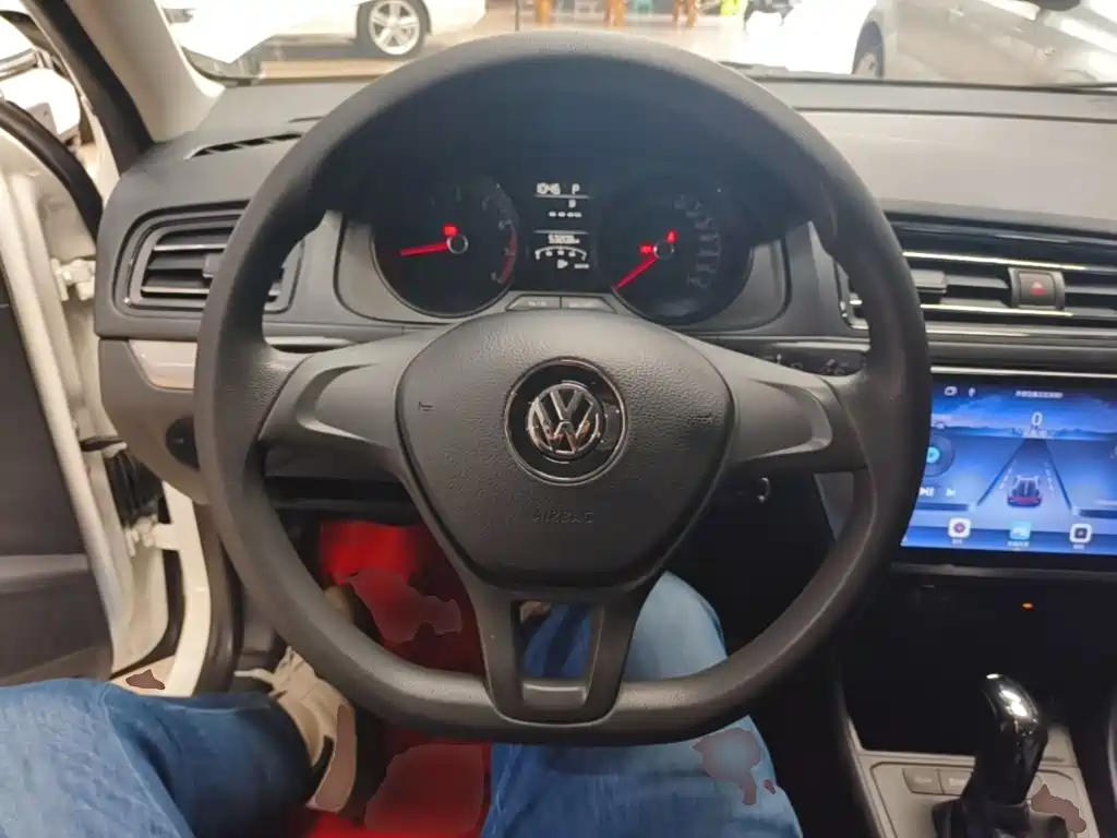 Volkswagen Lavida — миниатюра 11