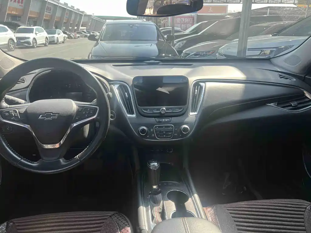Chevrolet Malibu XL — миниатюра 8