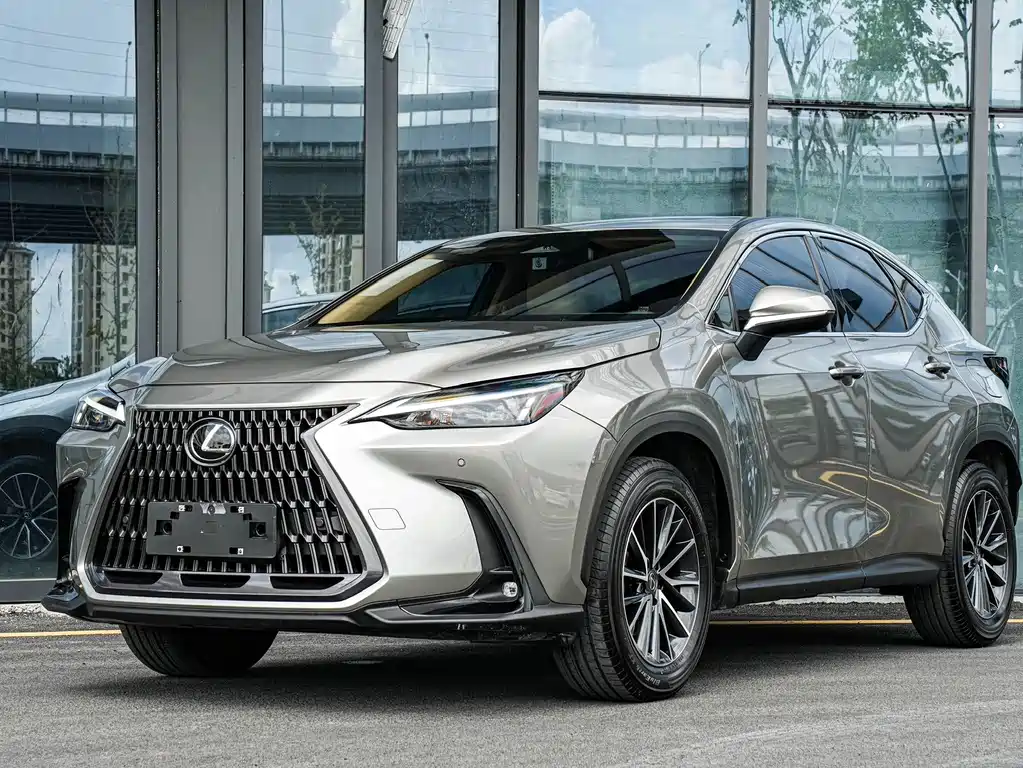 LEXUS  NX
