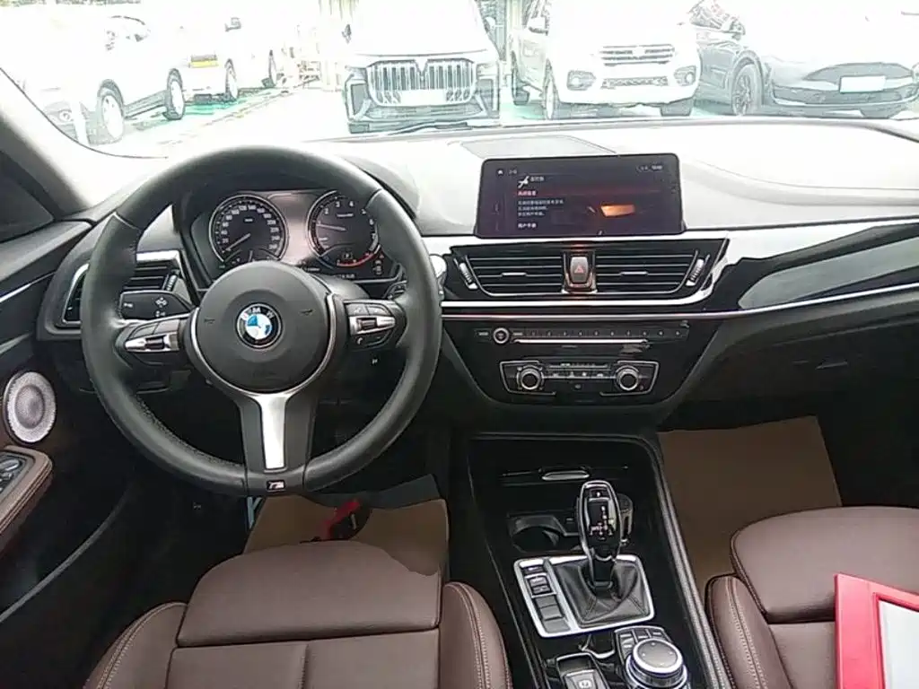 BMW 1 Series — миниатюра 10