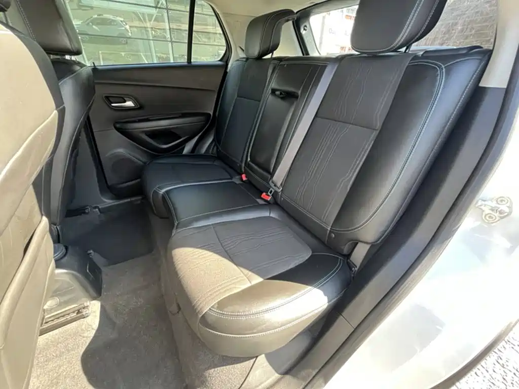 Chevrolet Trax — миниатюра 24