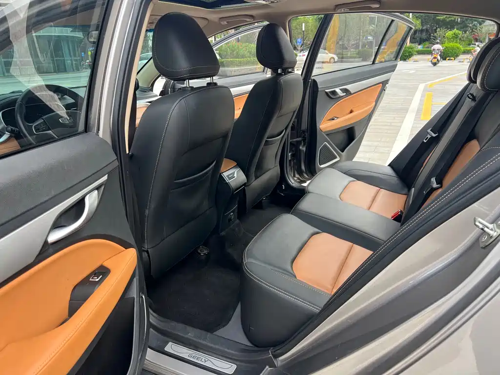 Geely Vision S1 — миниатюра 9