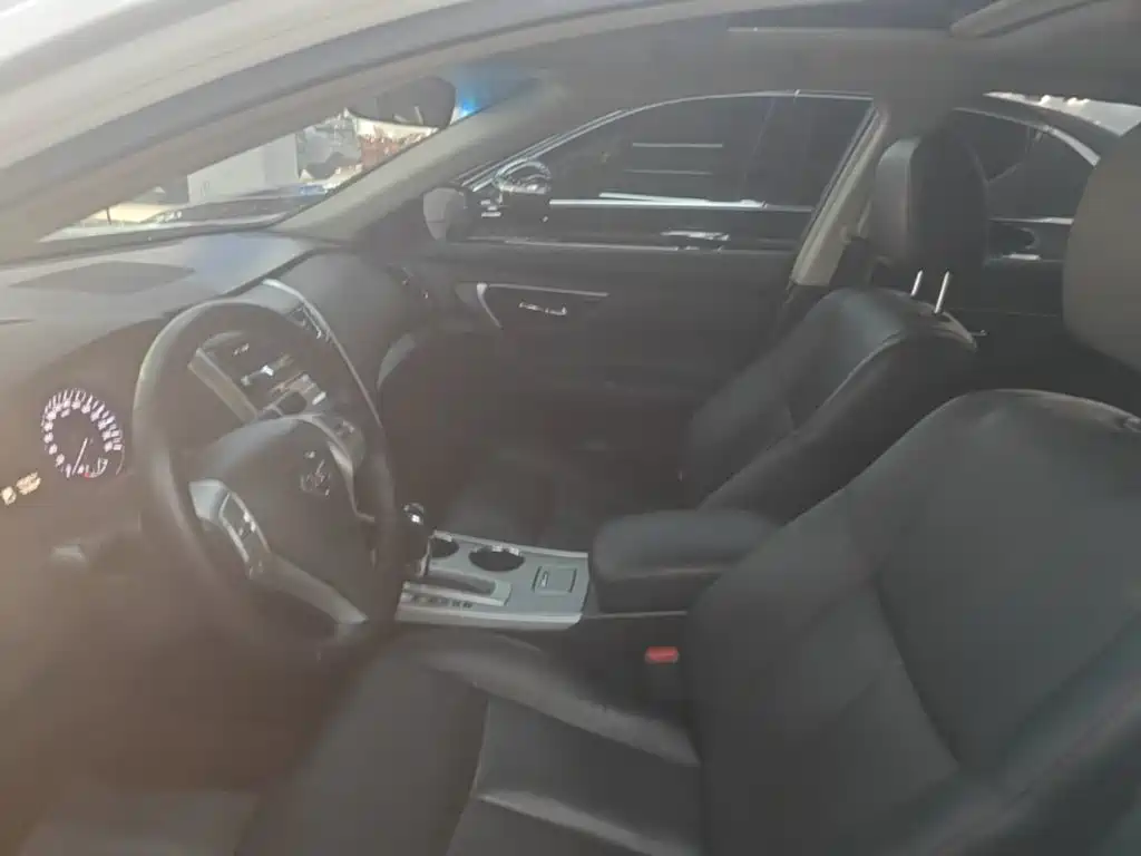 Nissan Teana — миниатюра 15