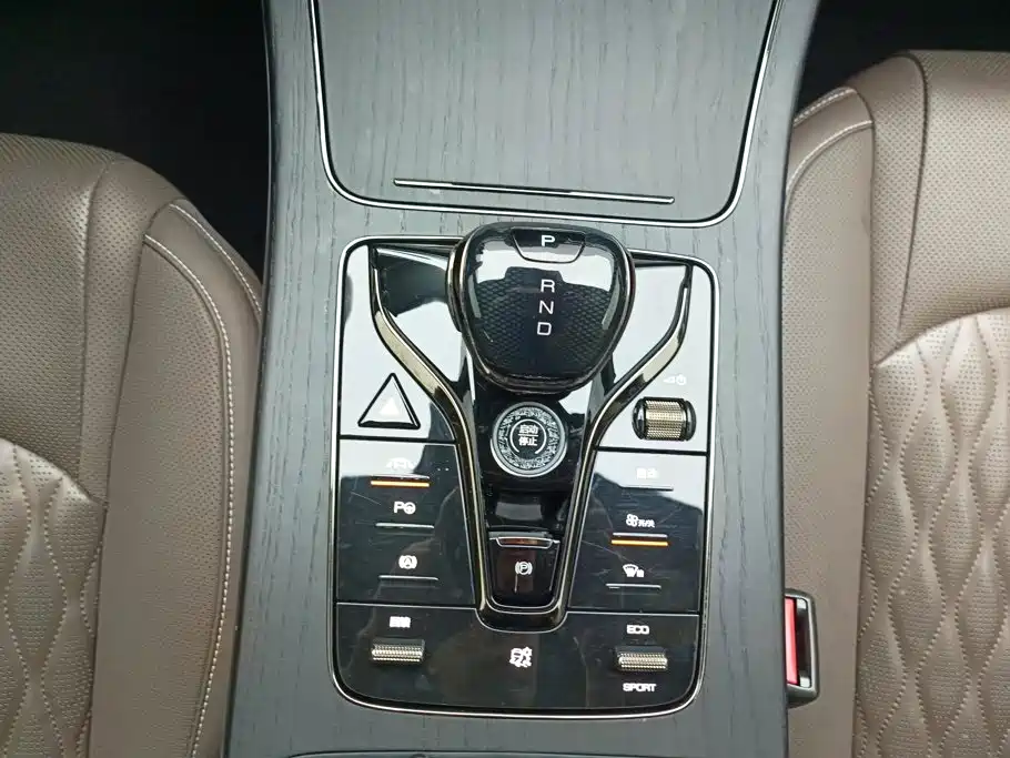 BYD Han — миниатюра 16