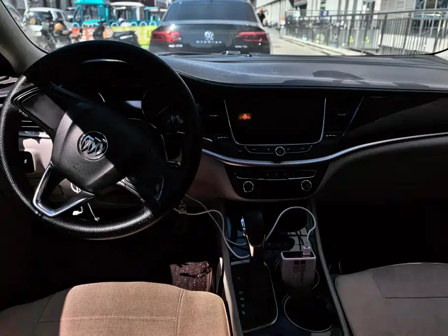 Buick Verano — миниатюра 12