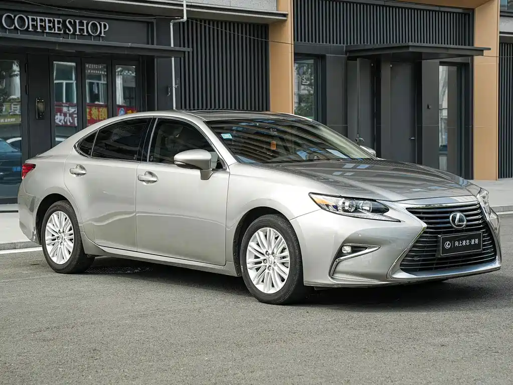 Lexus ES — миниатюра 3