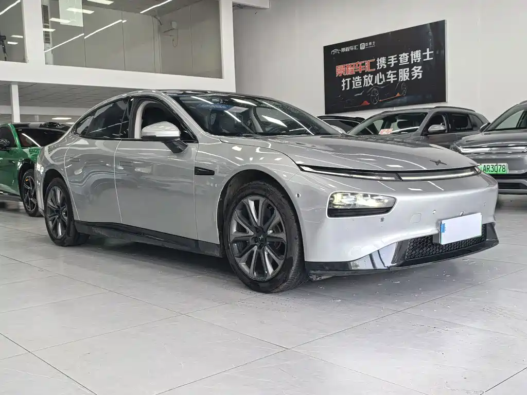 XPeng P7 — миниатюра 3