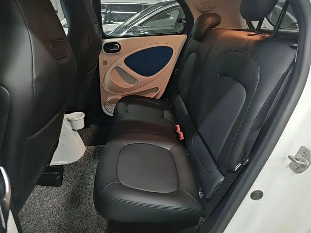 smart Smart Forfour — миниатюра 17