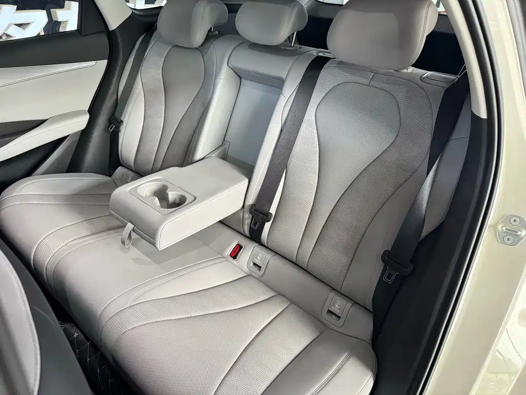 BYD Seal 06 DM-i Touring — миниатюра 15