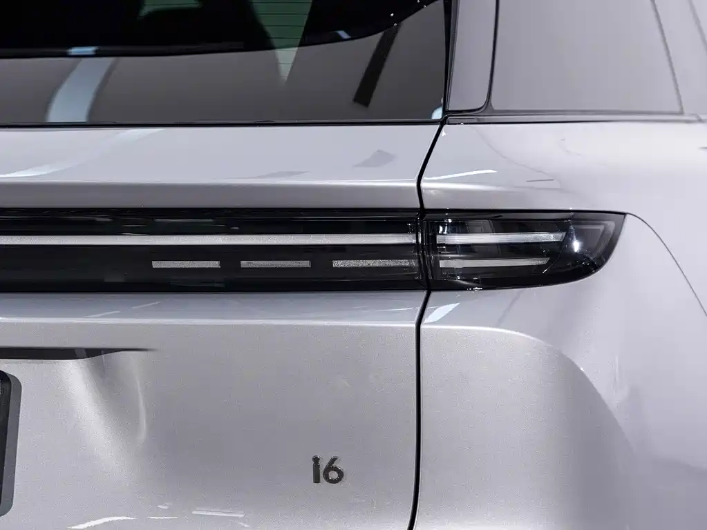 Li Auto Идеальный i6 — миниатюра 31