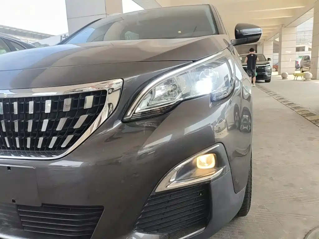 Peugeot 4008 — миниатюра 24