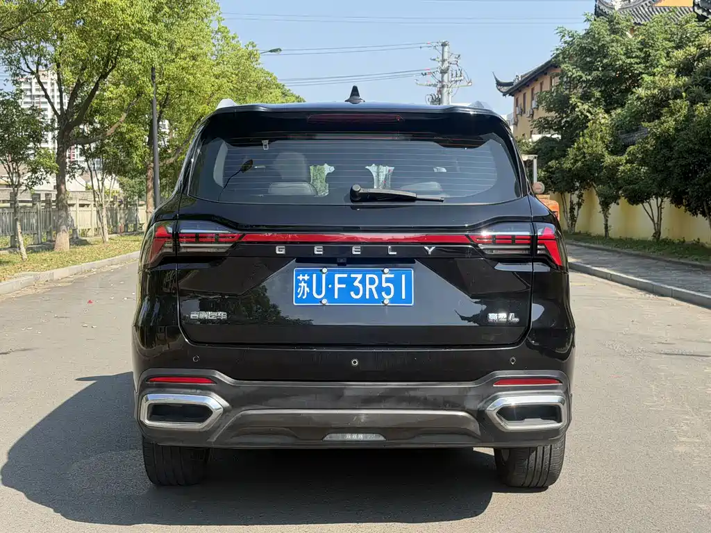 Geely Haoyue L — миниатюра 8