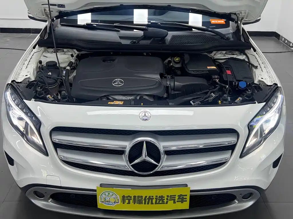 Mercedes-Benz GLA — миниатюра 11