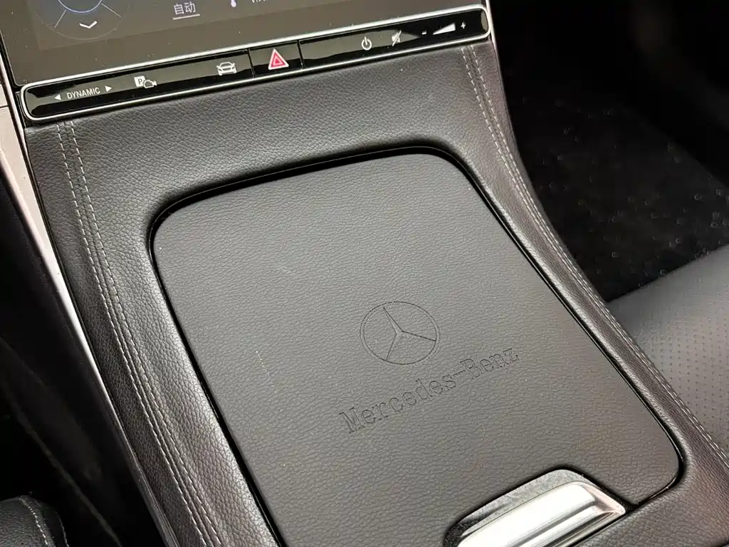 Mercedes-Benz C-Class — миниатюра 16