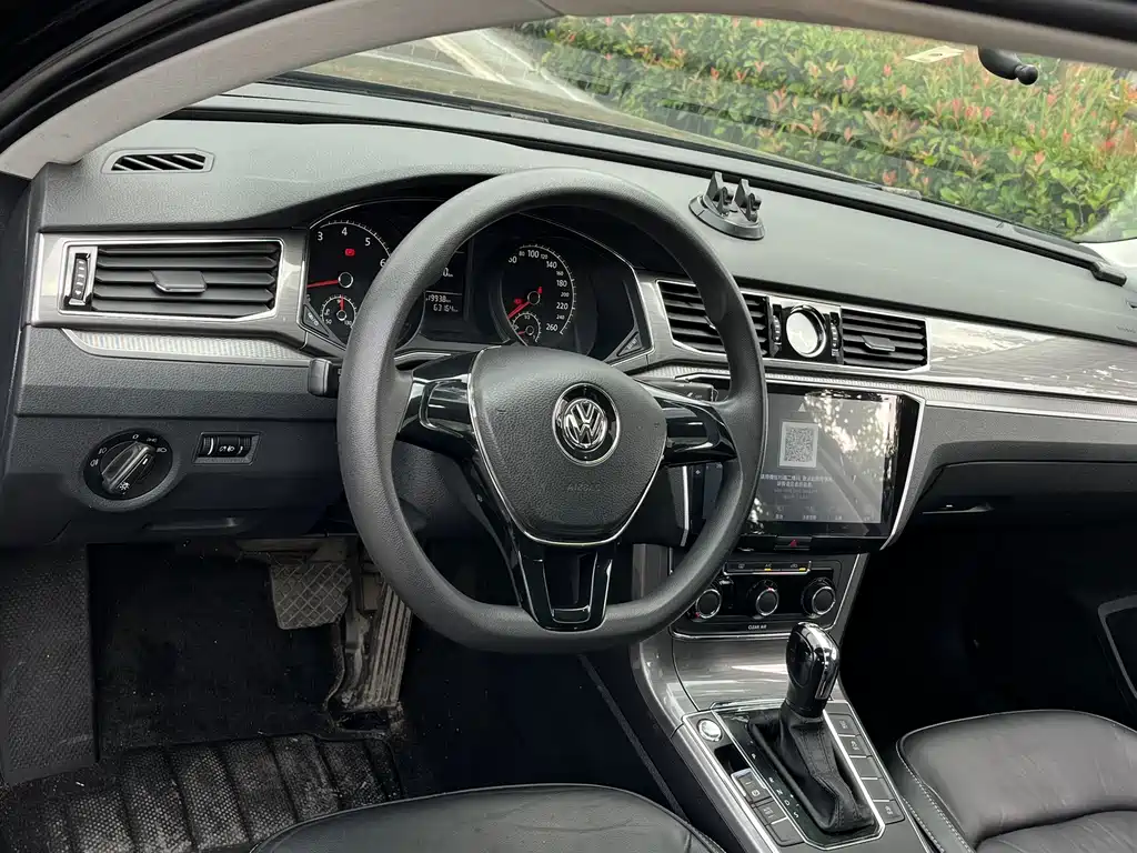 Volkswagen Passat — миниатюра 11