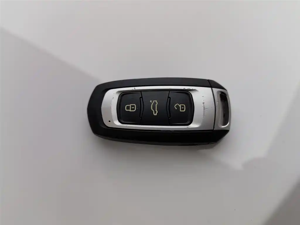 GEELY AUTOMOBILE EMGRAND GS