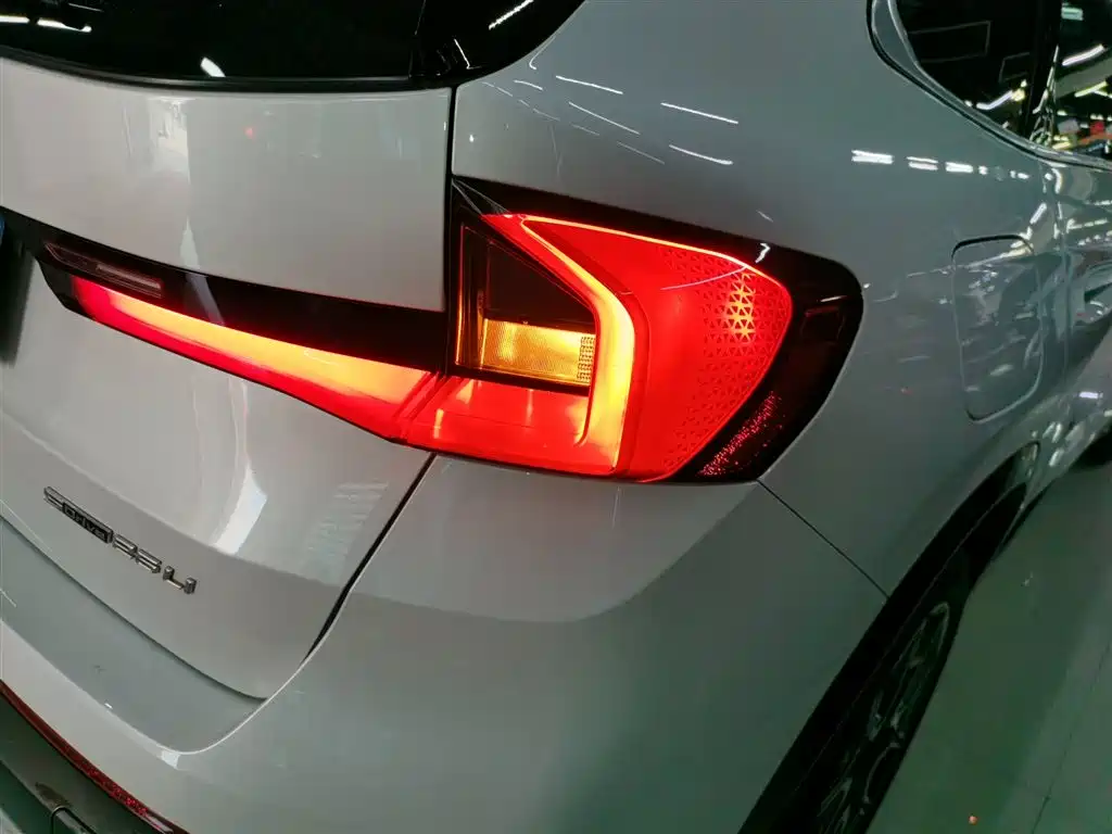BMW X1 2023 sDrive25Li X