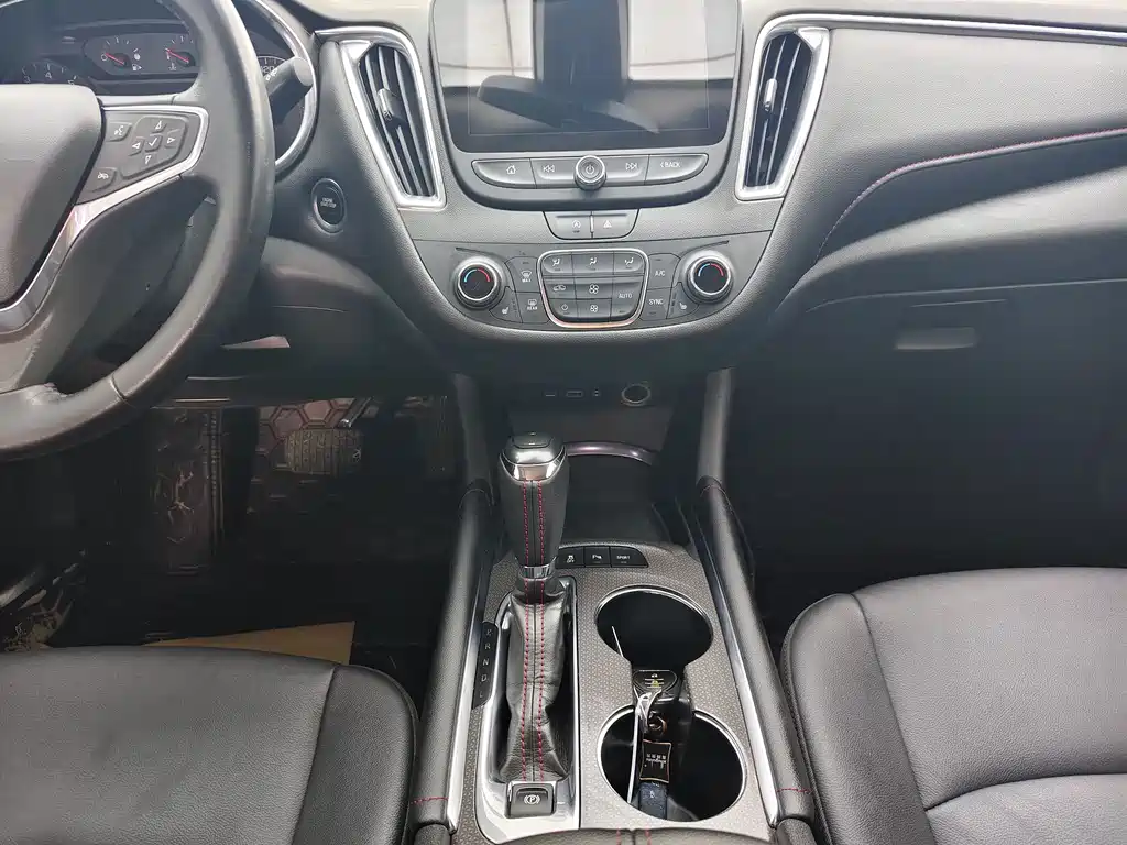 Chevrolet Malibu XL — миниатюра 8