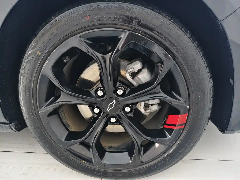 Chevrolet Malibu XL — миниатюра 14