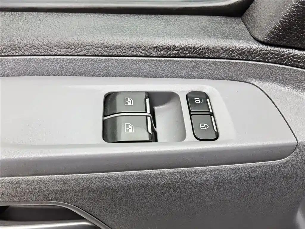 SAIC MAXUS XINTU V80