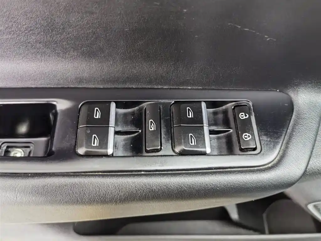 GEELY AUTOMOBILE EMGRAND GS