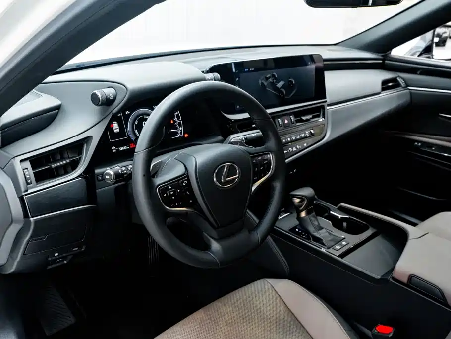 Lexus ES — миниатюра 24