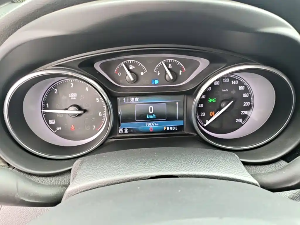 Buick Envision Plus — миниатюра 12