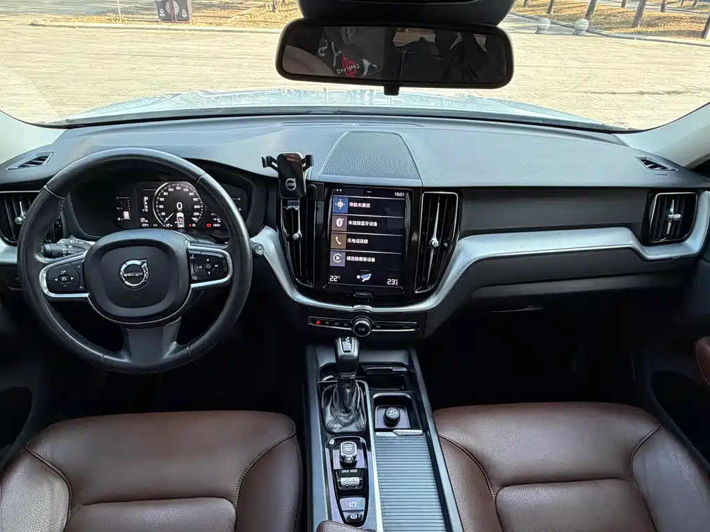 Volvo XC60 T5 4WD Smart Leisure Edition China VI, фото 12