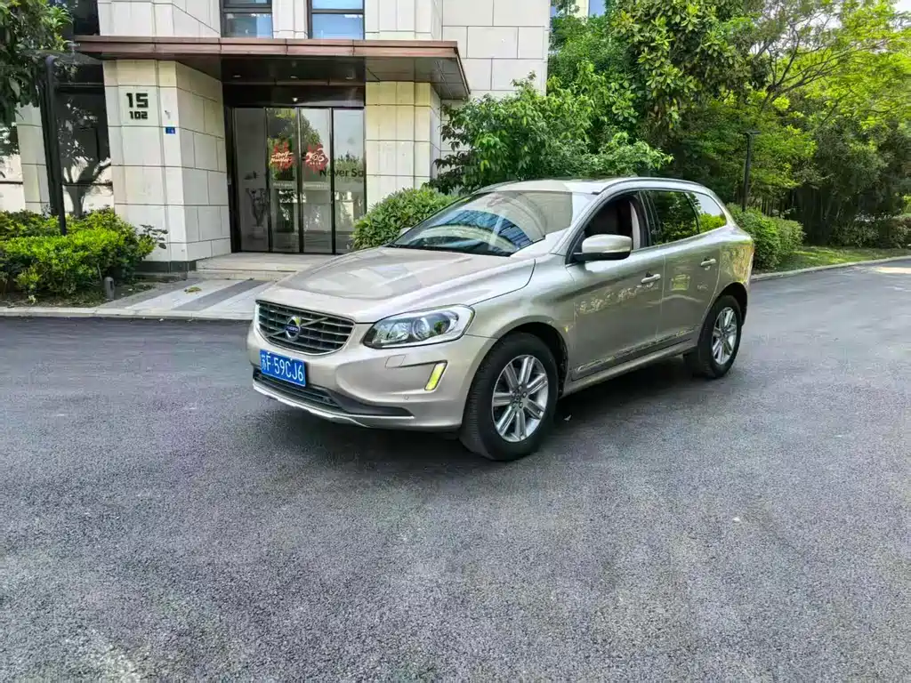 Volvo XC60 2015