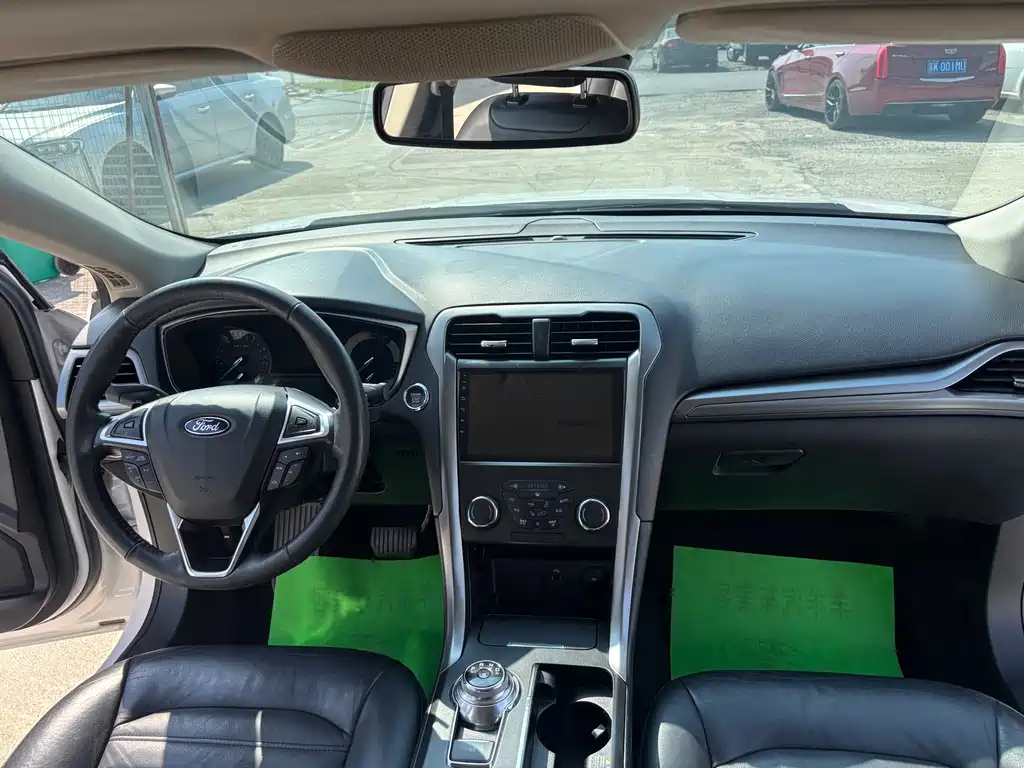 Ford Mondeo — миниатюра 11