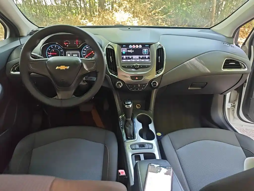 Chevrolet Cruze — миниатюра 6