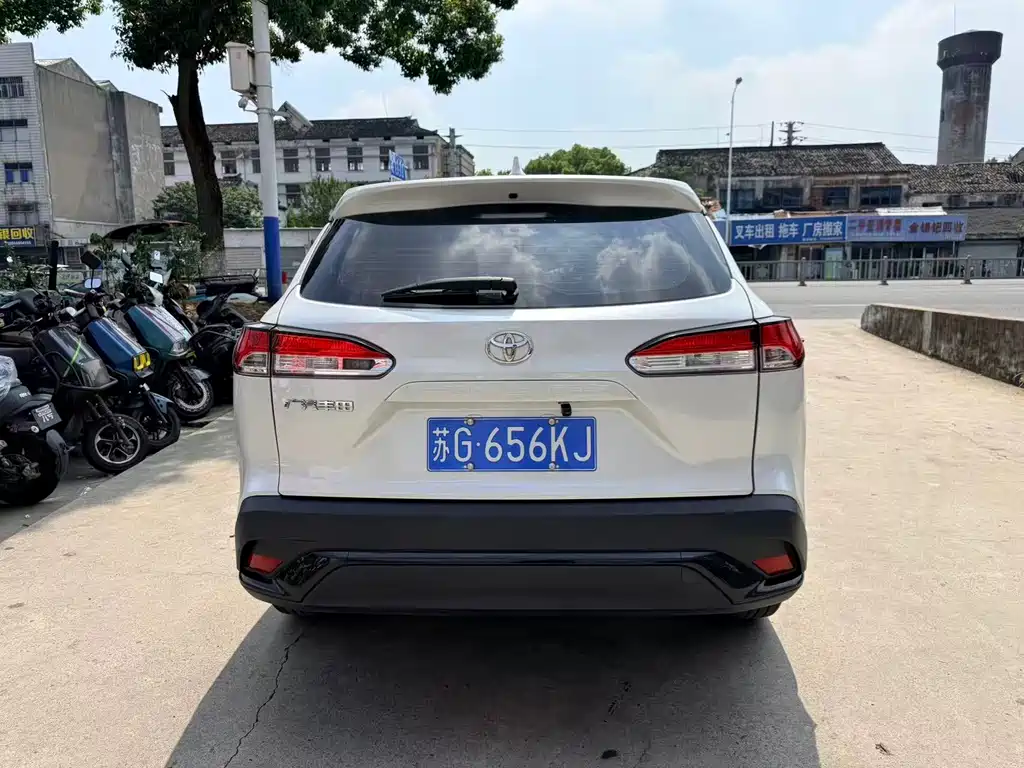 Toyota Frontlander — миниатюра 4