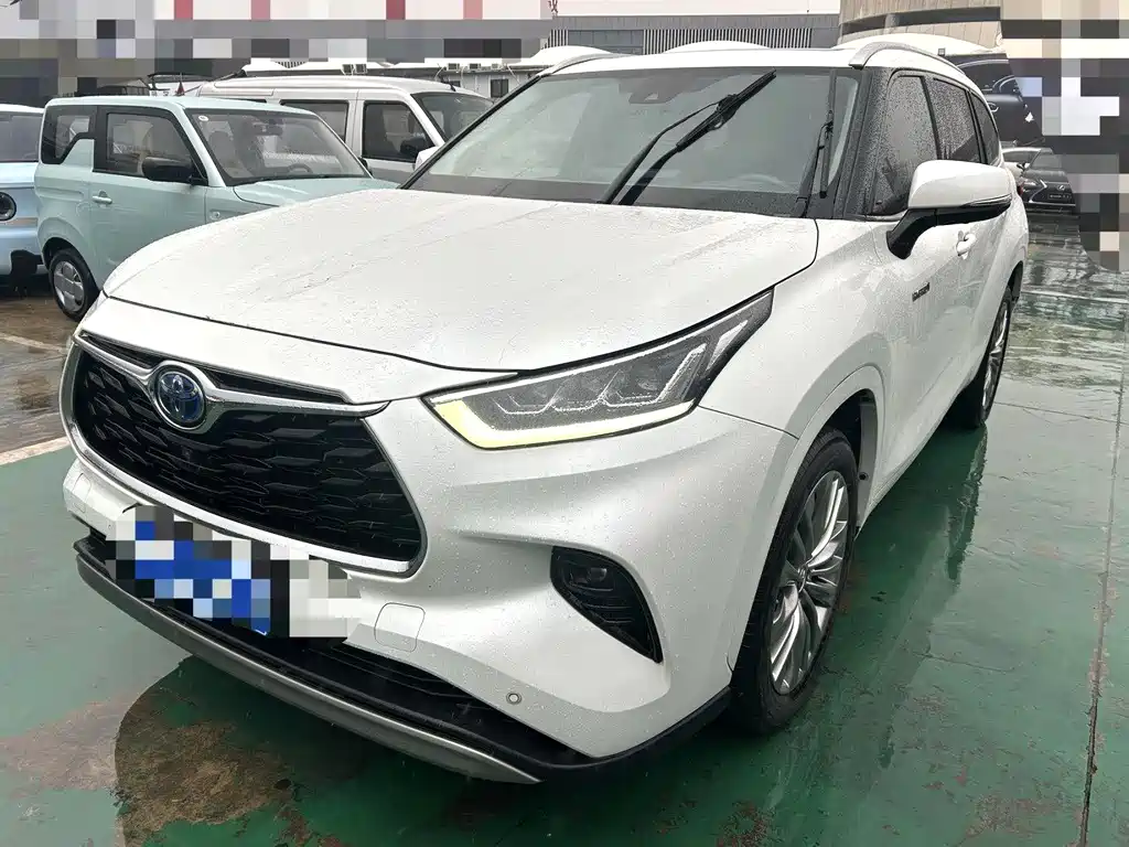 Toyota Highlander 2021