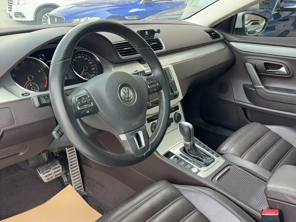 Volkswagen CC — миниатюра 23