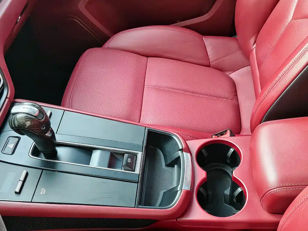 Porsche Macan — миниатюра 6