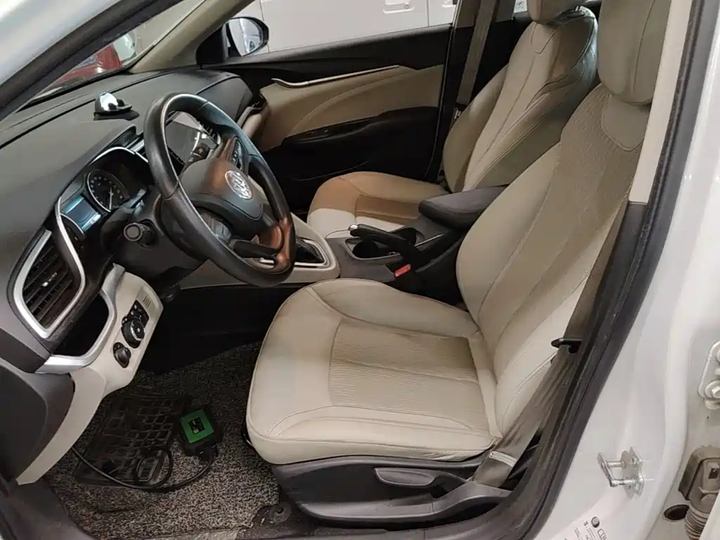 Buick Excelle — миниатюра 15